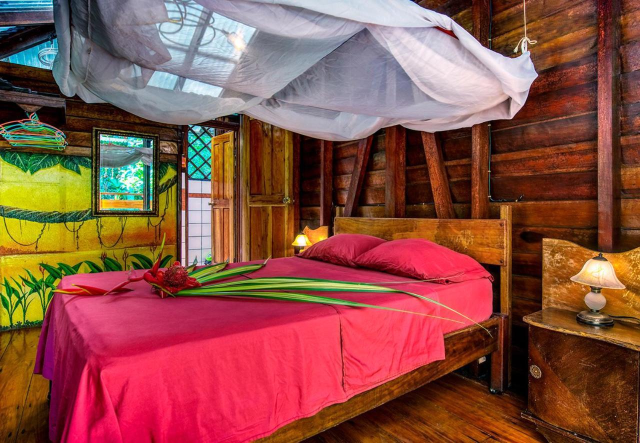 Congo Bongo Ecovillage Costa Rica Lodge