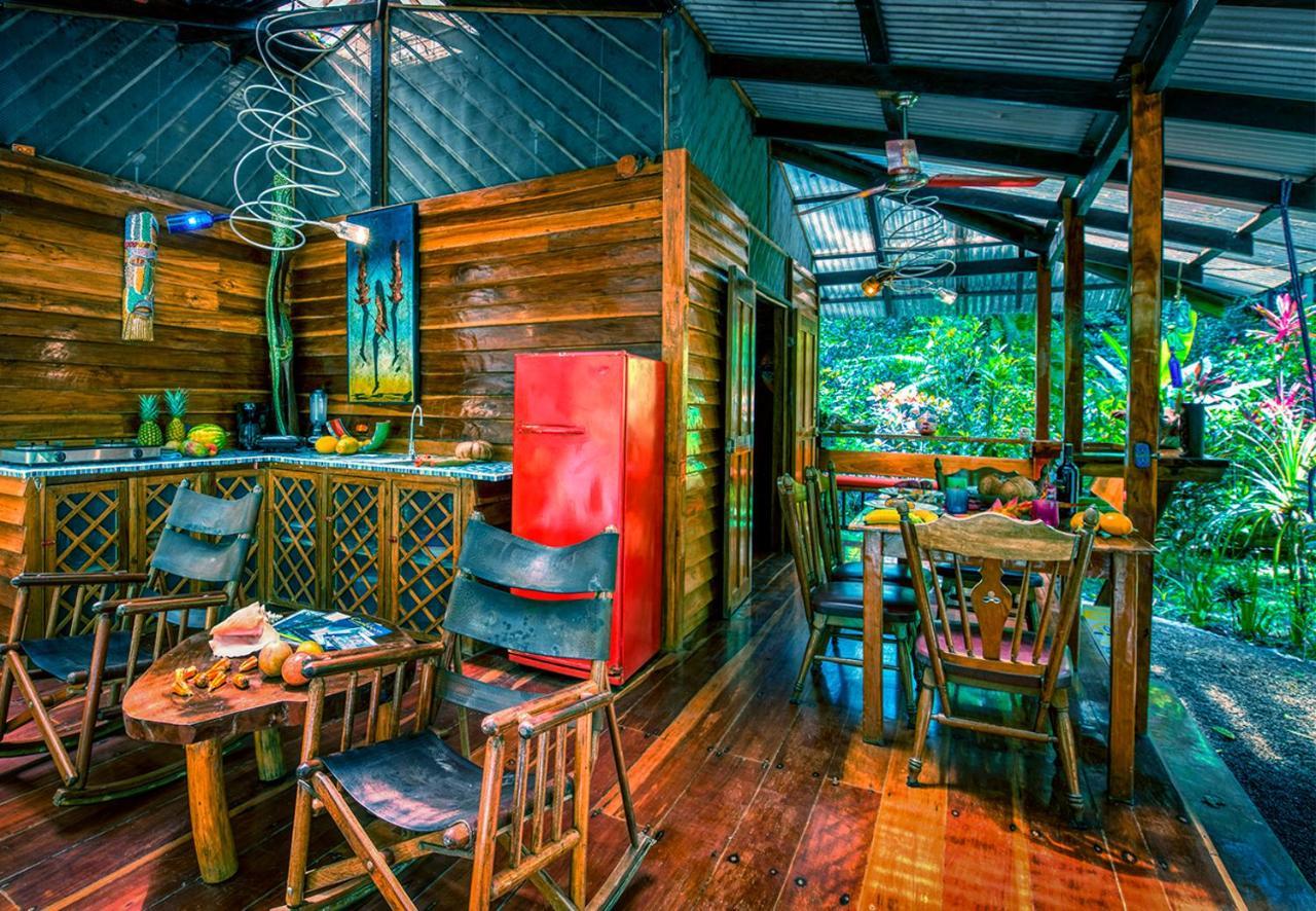Lodge Congo Bongo Ecovillage Costa Rica *