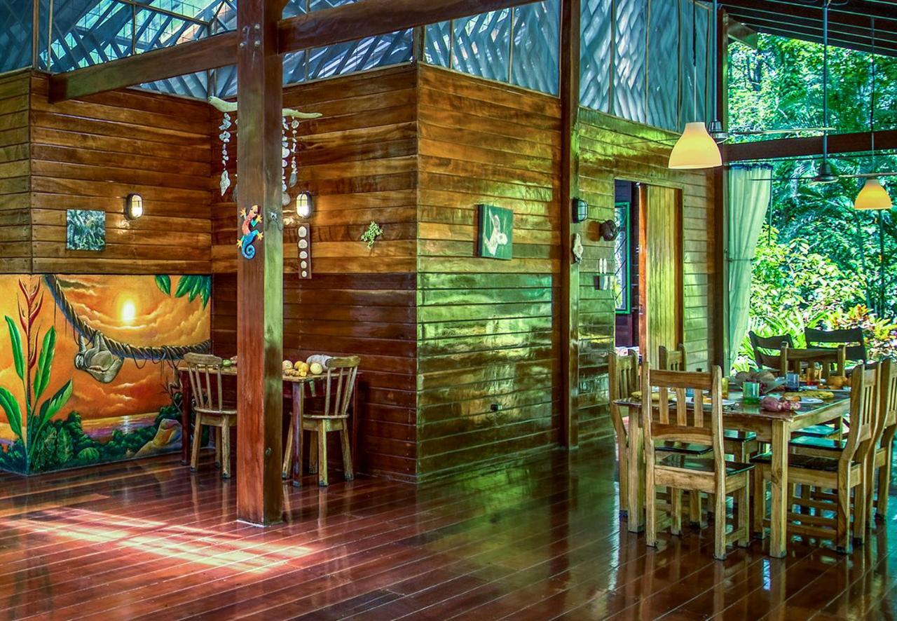 Lodge Congo Bongo Ecovillage Costa Rica *